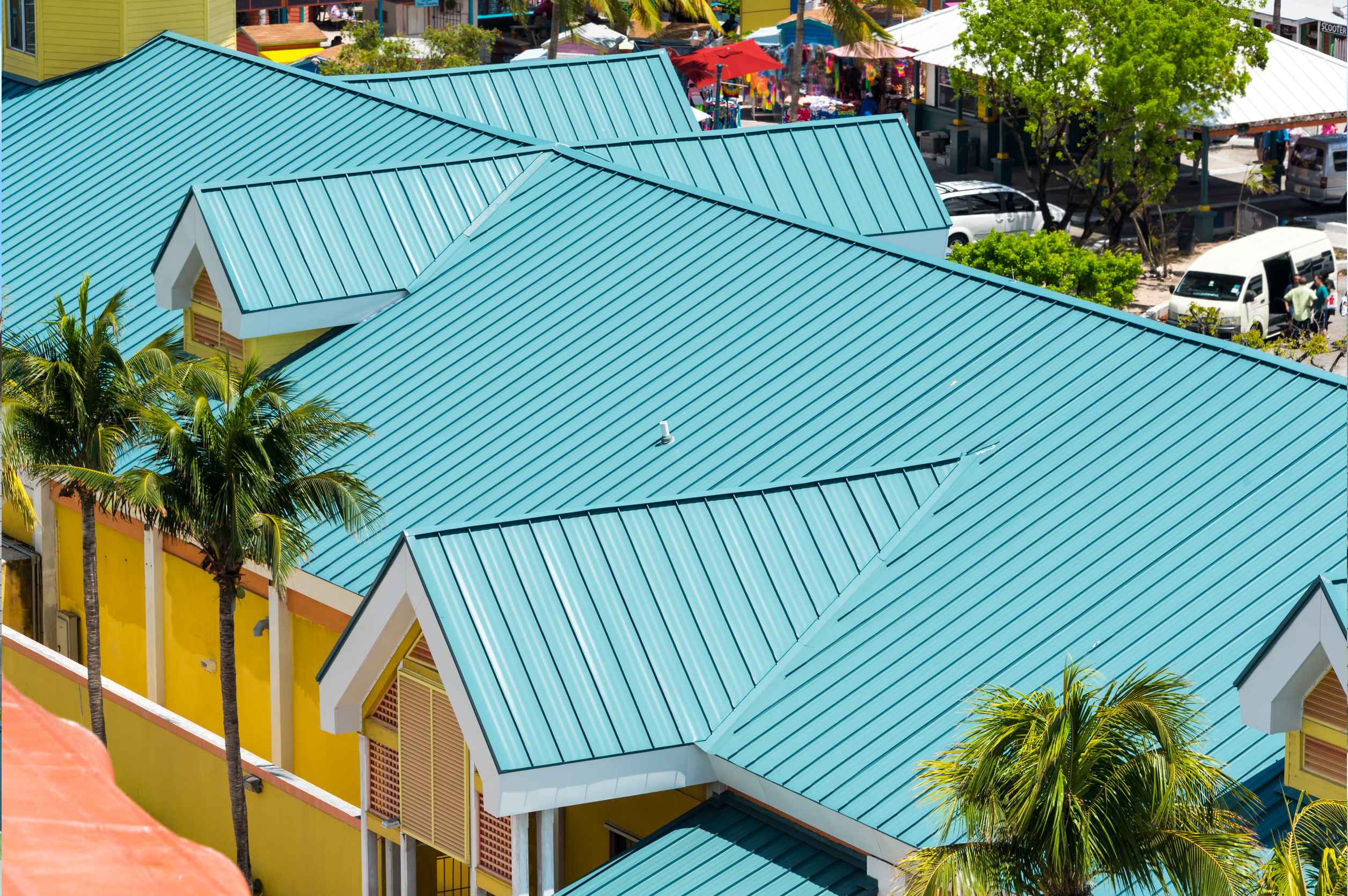 How to Enhance Your Home’s Curb Appeal With Roofing Updates